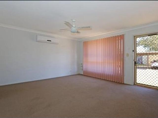 Villa with Air Conditioner and Garage