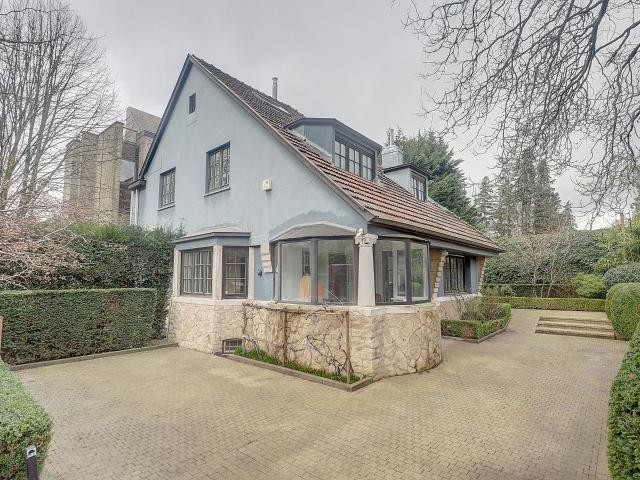 Villa with four bedrooms in Uccle