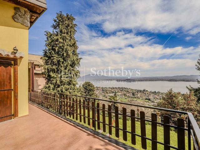 Villa with garden and panoramic view