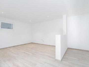 VILLA WITH POOL OF 5.5 ROOMS IN SEMENTINA
