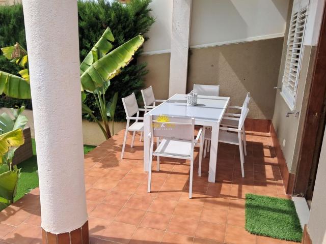VILLA WITH 2 BEDROOMS AND JADRIN IN GRAN ALACANT ALICANTE