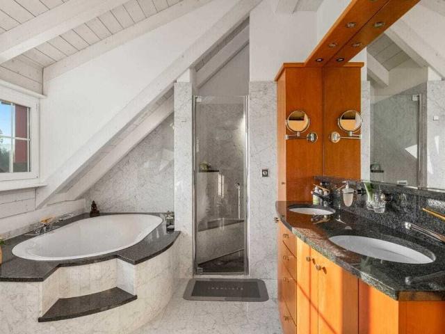 Villa with 7.5 rooms on sale in Wetzikon 309 m² | dreamo. Ch