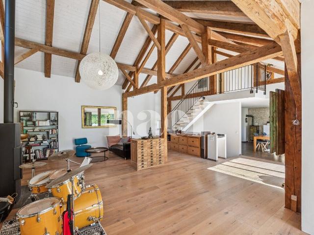 Villa with 8.5 rooms on sale in Savagnier 278 m² | dreamo. Ch