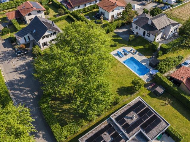 Villa with 8 rooms on sale in Fully 322 m² | dreamo. Ch