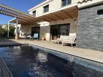 Maison à louer à Le Clos Fleuri Marseille 5ème - Jardin