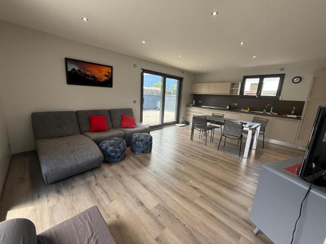 Villa à Chambéry 73000, 4 pièces, de 79m² à 1 450 €