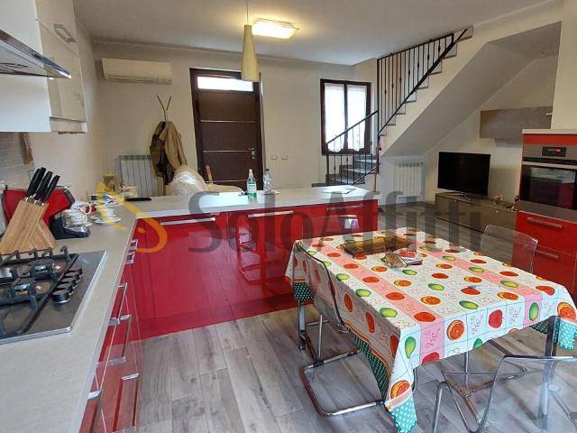 Villa a chignolo po