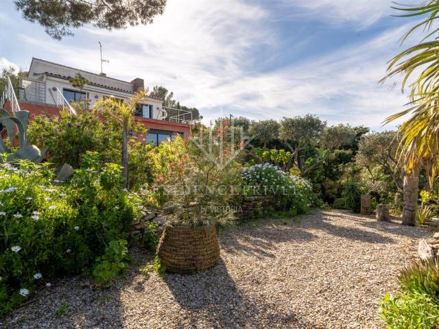 Villa à La Madrague avec appartement indépendant 150m² Hyères