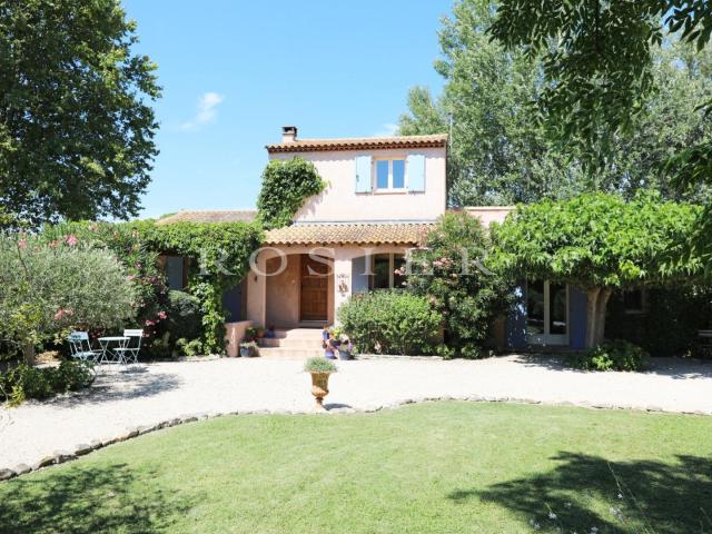 Villa à l'Isle sur la Sorgue 162m² Entraigues sur la Sorgue