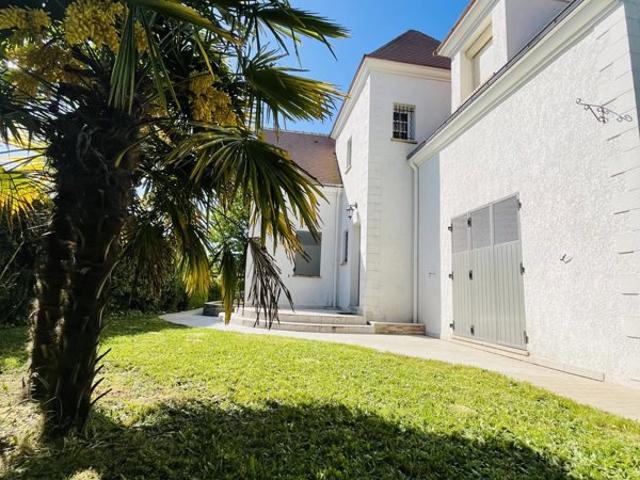 Villa à louer avec piscine à Serris