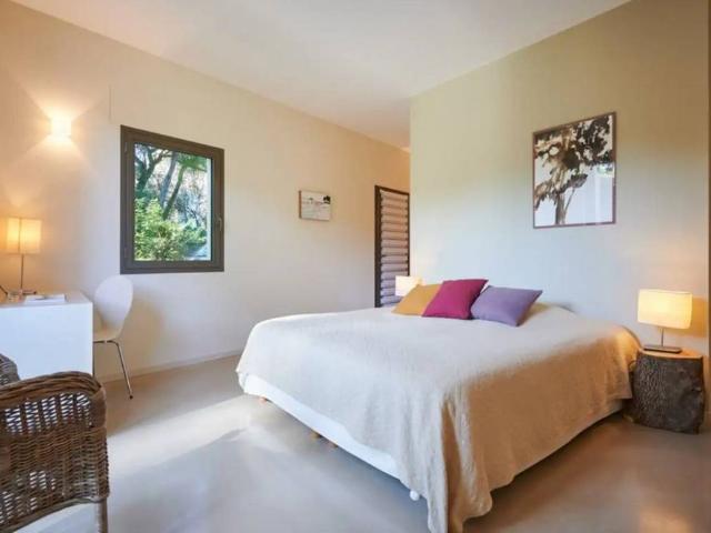 VILLA A LOUER PROCHE PLAGE GAROUPE