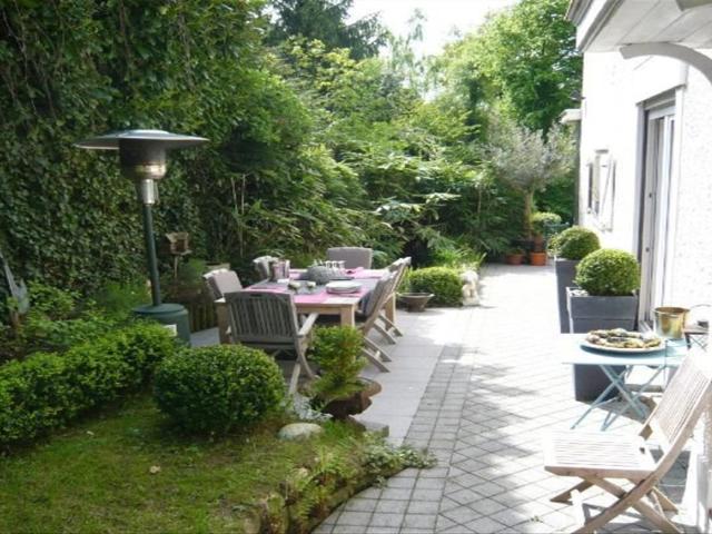 Villa à proximité du Lycée Français et Ecole Européenne.