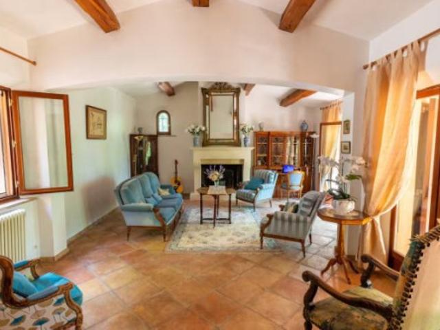Villa à Saint Cezaire Sur Siagne à louer Locagestion, expert en gestion locative