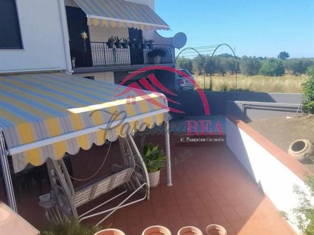 Villa a schiera 5 vani 280mq