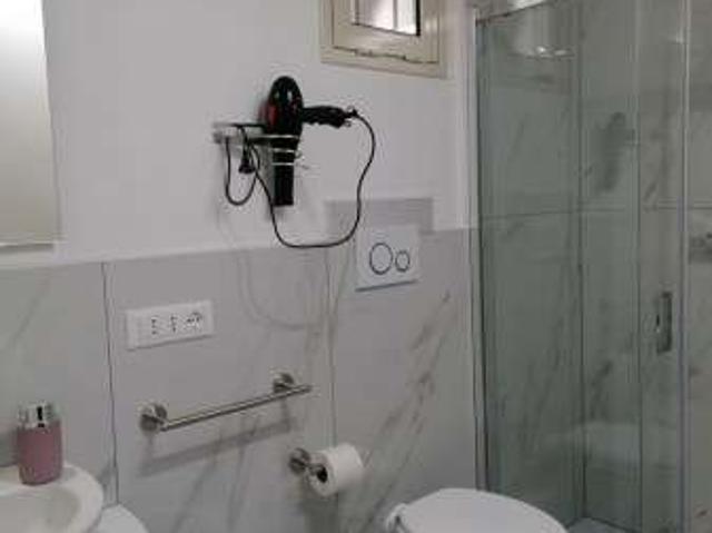 Villa a schiera arredata con piscina
