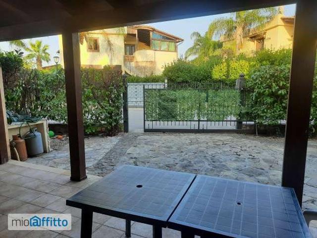 Villa a schiera arredata Campofelice Di Roccella