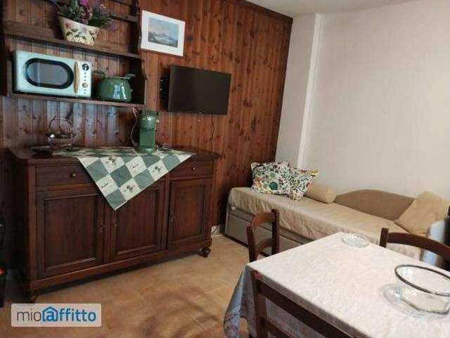 Villa a schiera arredata Centro