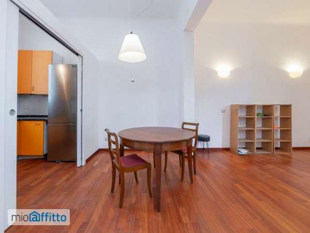 Villa a schiera arredata Certosa, quarto oggiaro, villa pizzone