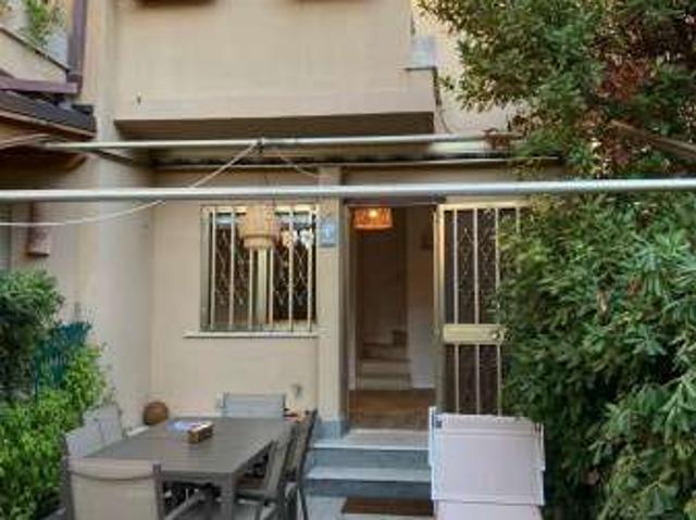 Villa a schiera arredata Fiumicino