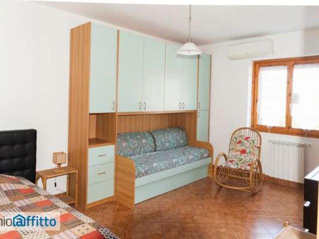 Villa a schiera arredata Fiumicino