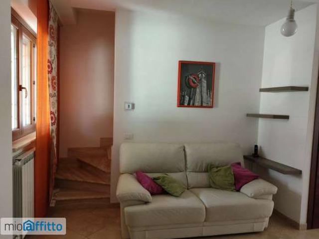Villa a schiera arredata Setteville nord