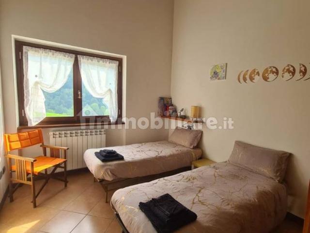 Villa a schiera frazione Sant'Albano 54, Sant'albano, Val di Nizza
