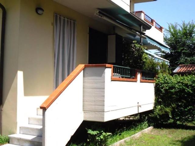 Villa a schiera in affitto a Massa