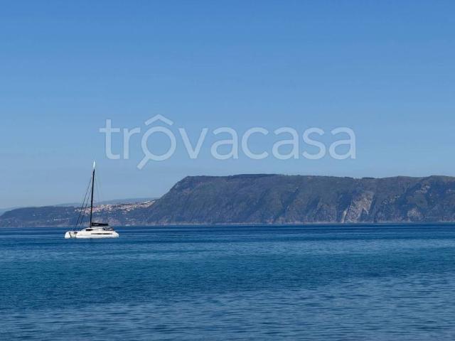 Villa a schiera in affitto a Messina via Torre Bianca, 52, Torre Faro