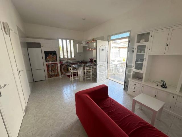 Villa a schiera in affitto a Modica via Lipari, 212, Marina Di Modica
