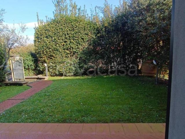 Villa a Schiera in affitto a Montignoso, arredato, giardino privato, posto auto TrovaCasa