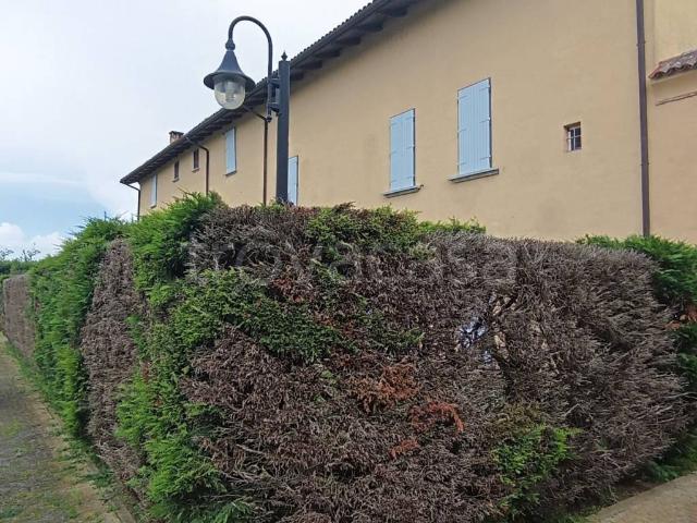 Villa a Schiera in affitto a Ozzano dell'Emilia, giardino privato, posto auto, box TrovaCasa