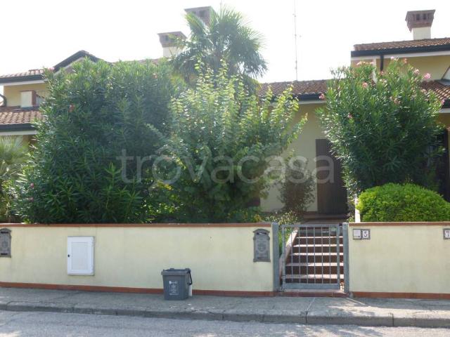 Villa a schiera in affitto a Occhiobello via Guido d'Arezzo, 5