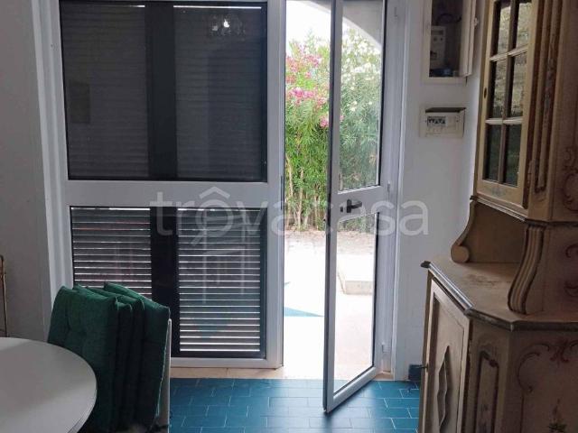 Villa a Schiera in affitto a Ostuni rosa Marina, arredato, terrazzo, lavatrice TrovaCasa