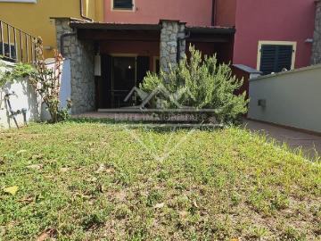 Villa a Schiera in affitto a Ameglia, case in affitto Ameglia