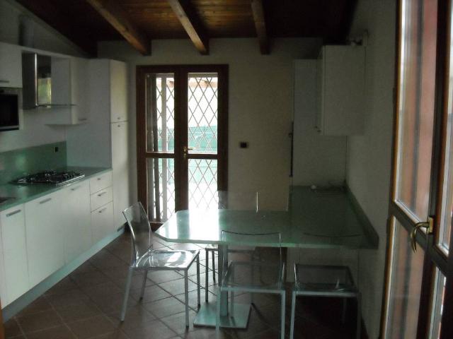 Villa a Schiera in affitto a Bologna via di Paderno, 13/1, giardino privato, box, riscaldamento autonomo TrovaCasa