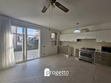 Villa a Schiera in affitto a Bolzano Vicentino, giardino privato, box, parzialmente arredato TrovaCasa