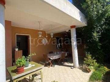 Villa a Schiera in affitto a Brindisi via di Torre Testa, 4, arredato, giardino privato, terrazzo TrovaCasa