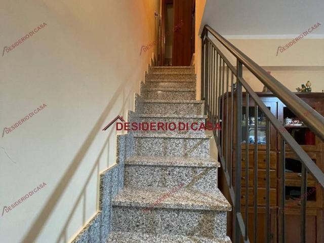 Villa a Schiera in affitto a Campofelice di Roccella via Val di Mazara, 4, arredato, giardino privato, posto auto TrovaCasa