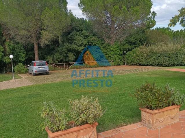 Villa a Schiera in affitto a Capraia e Limite, arredato, ristrutturato, piscina TrovaCasa
