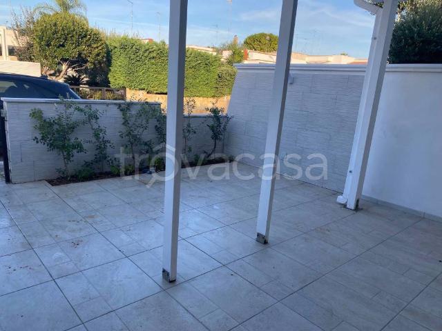 Villa a Schiera in affitto a Carovigno sp35, 3, arredato, giardino privato, terrazzo TrovaCasa