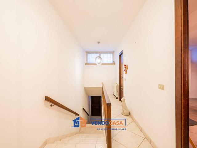 Villa a Schiera in affitto a Dogliani piazza Carlo Alberto, 8, non arredato/vuoto, giardino privato, box TrovaCasa
