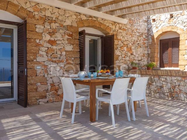 Villa a Schiera in affitto a Gagliano del Capo sp358, arredato, posto auto, terrazzo TrovaCasa