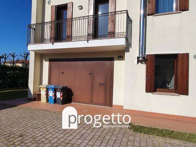 Villa a Schiera in affitto a Gazzo, giardino privato, box, terrazzo TrovaCasa