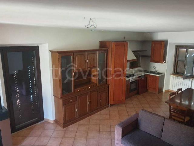 Villa a Schiera in affitto a Lugnano in Teverina voc casone, arredato, giardino privato, caminetto TrovaCasa