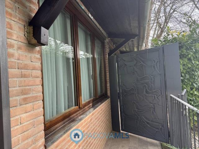 Villa a Schiera in affitto a Padova via Friuli, arredato, giardino privato, terrazzo TrovaCasa