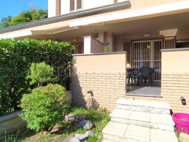 Villa a Schiera in affitto a Paderno Dugnano via Don Giovanni Minzoni, 17, arredato, giardino privato, terrazzo TrovaCasa