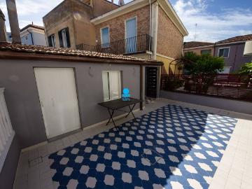 Villa a schiera in affitto a Pesaro