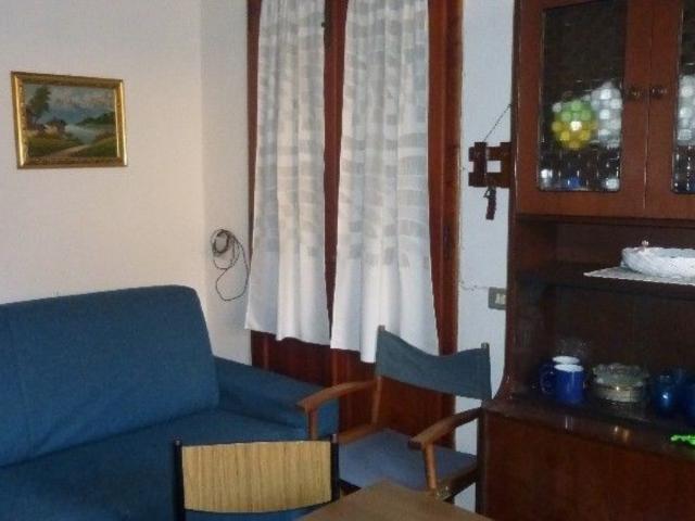 Villa a Schiera in affitto a Pietrasanta, giardino, posto auto, ingresso indipendente TrovaCasa