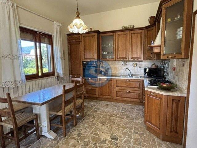 Villa a schiera in affitto a Pietrasanta