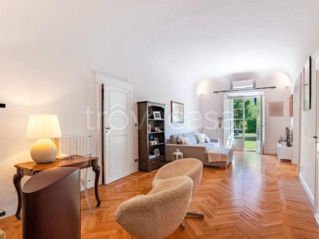 Villa a Schiera in affitto a Pisa via Andrea Vacca Berlinghieri, giardino privato, parzialmente arredato, ingresso indipendente TrovaCasa